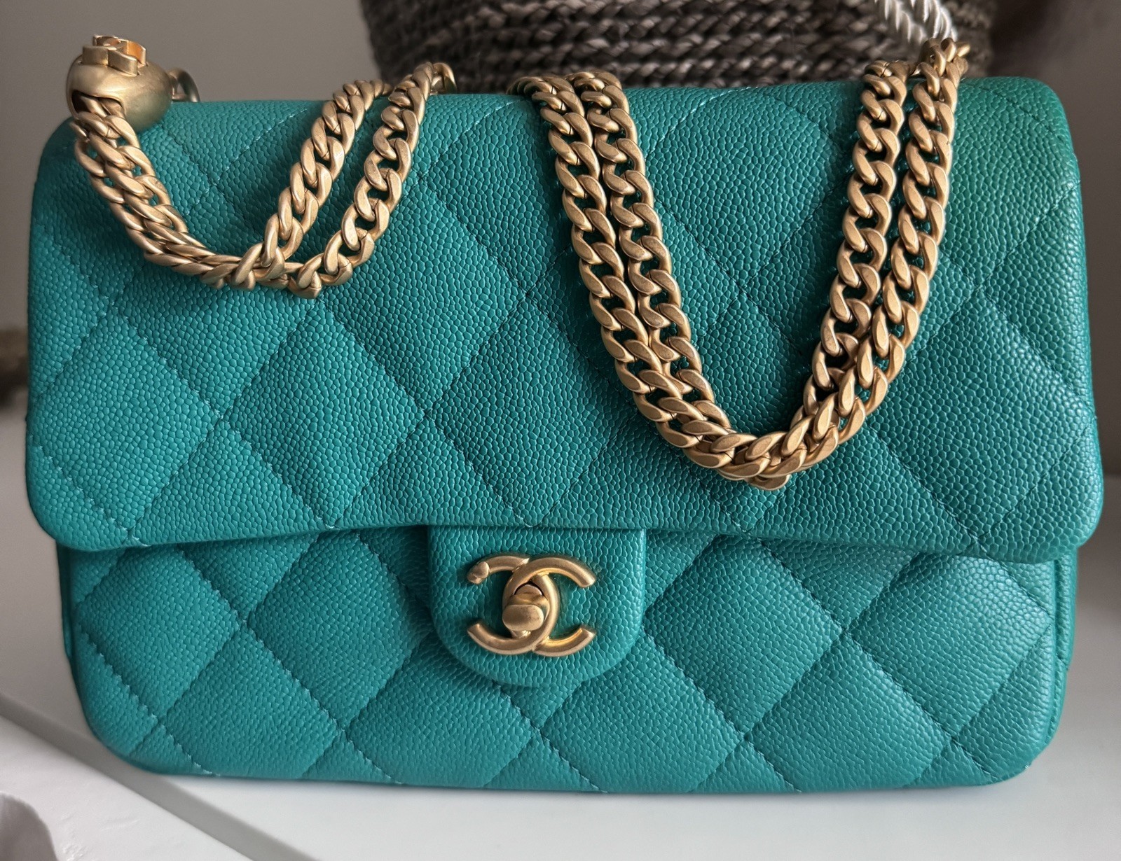 NWT CHANEL 23P medium Sweetheart Quilted Caviar Flap Bag -Gorgeous Green *Rare!*