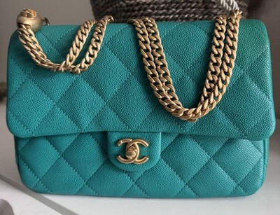 NWT CHANEL 23P medium Sweetheart Quilted Caviar Flap Bag -Gorgeous Green *Rare!*