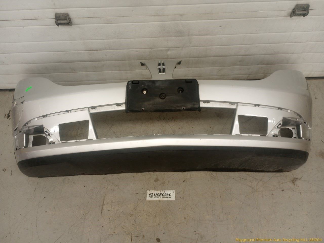Lincoln MKT Front Bumper Cover Silver Fits 2013 2014 2015 2016 13 14 15 16