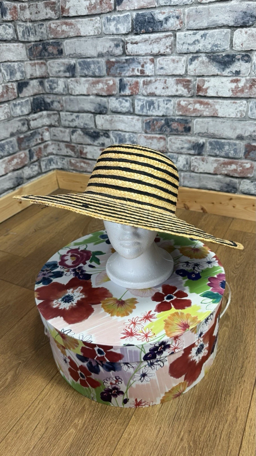 Natural Woven Wheatstraw Black Trim Wide Brim Sun Hat