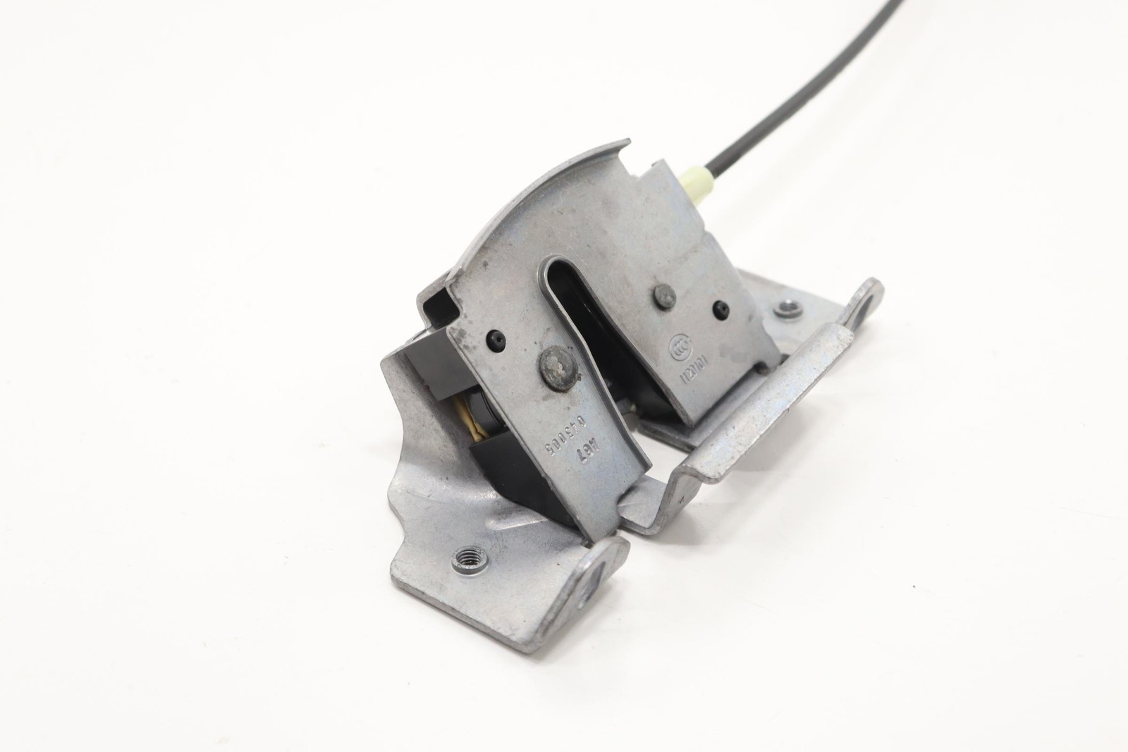 2020 - 2025 CHRYSLER VOYAGER REAR LEFT SLIDE DOOR LOCK LATCH CATCH OEM