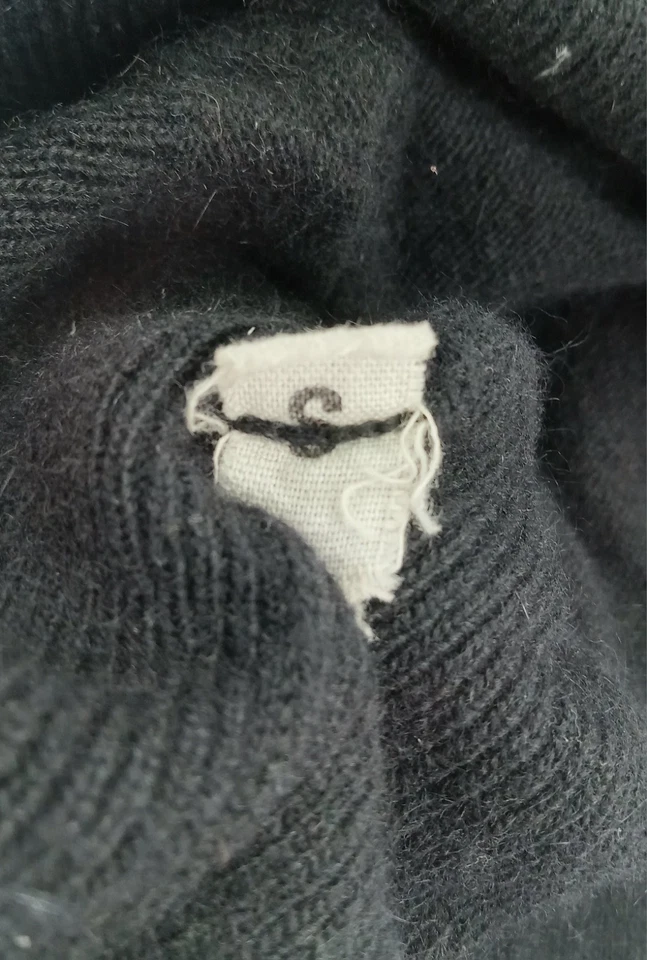 Suéter tejido angora/lana de cordero pequeño vintage SONIA RYKIEL negro con volantes Foto 4 de 4