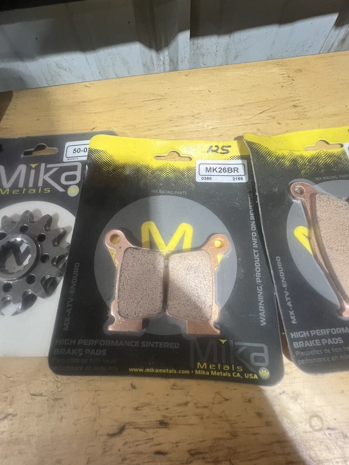 Juego de pastillas de freno de metal Mika KTM 125 SX 250 1992-2022 13T delanteras 50T traseras Foto 3 de 4
