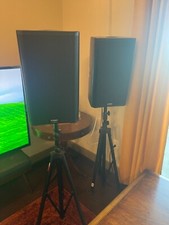 qsc k12.2 speakers pair 2000w