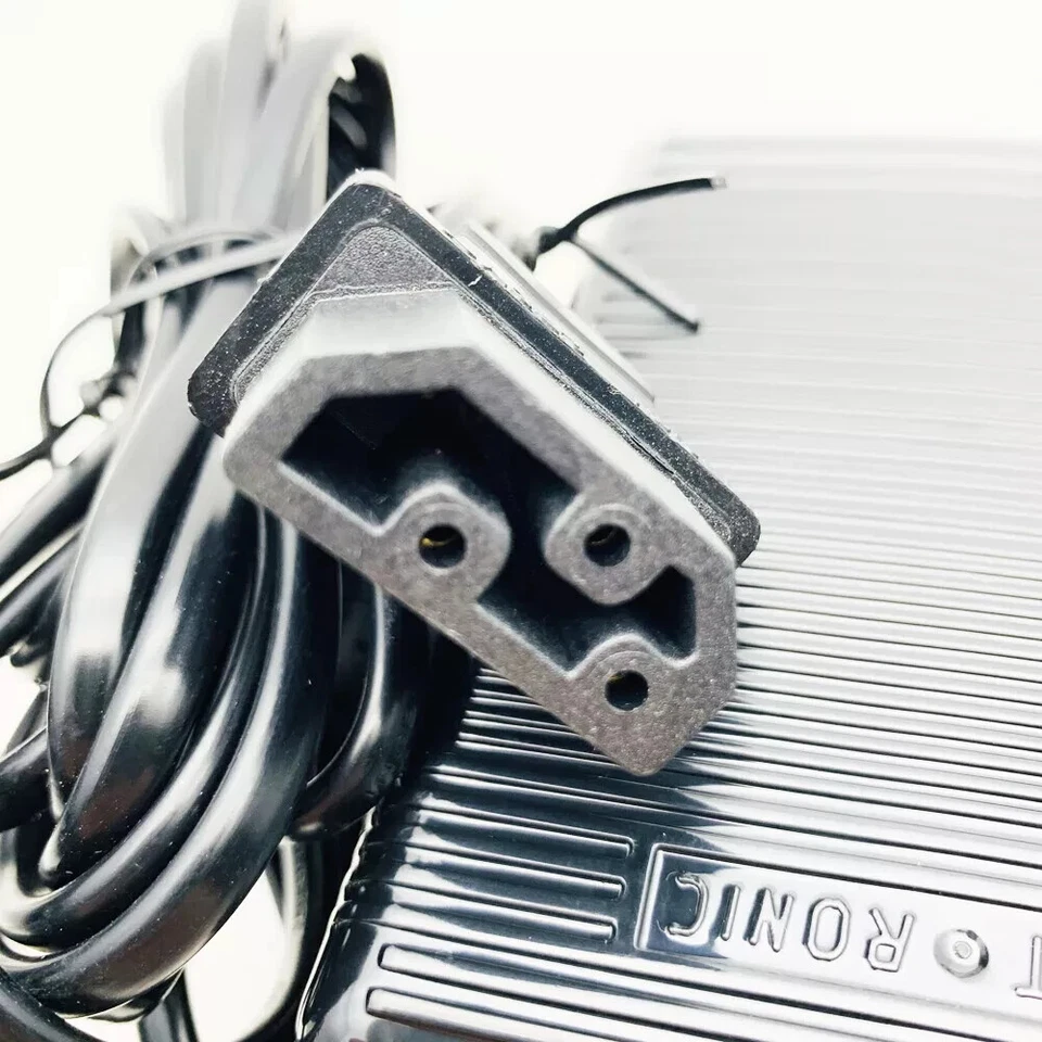 Toyota Compatible Sewing Machine Electronic Foot Pedal & Lead - Image 2 of 2