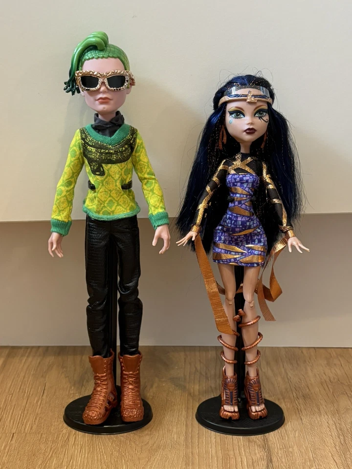 Monster High Cleo De Nile & Deuce Gorgon Boo York Doll’s And Including Stands - Image 1 of 4