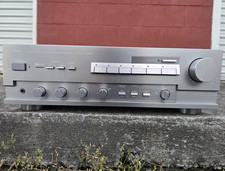 Yamaha AX-630 Natural Sound 2-Channel Integrated Amplifier Class AB Silver CLEAN