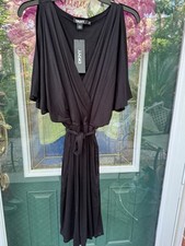 DKNY Donna Karen New York Medium V Neck Cap Free Folded Sleeves Black Dress