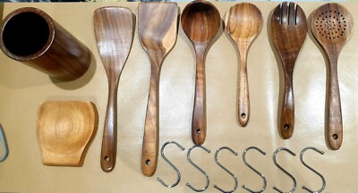 9-teiliges Kochset aus Holz mit Halter, Löffelablage & Aufhängehaken