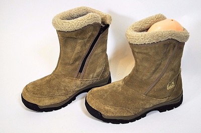 sorel waterfall boots