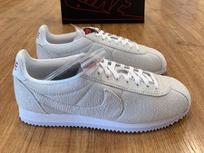 nike cortez fossil stone