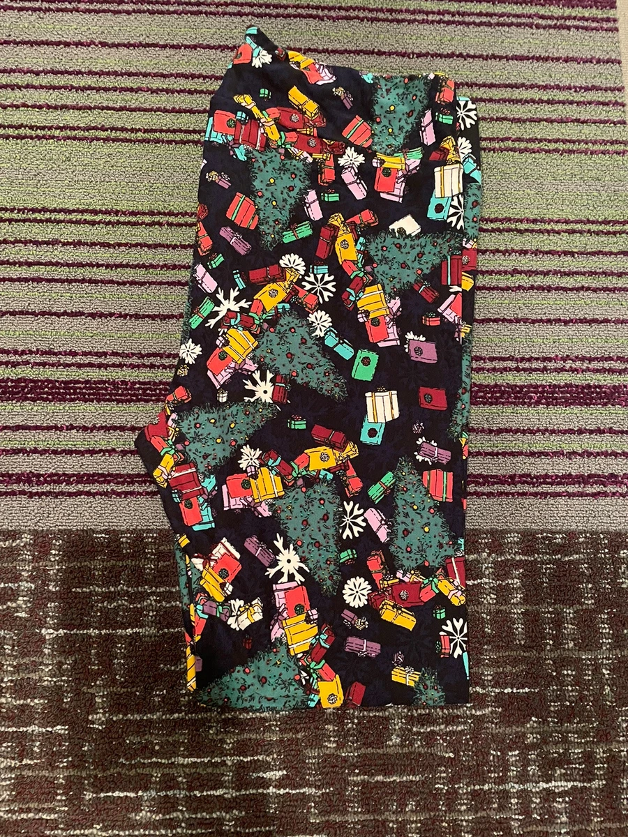 New LuLaRoe TC2 Leggings Black With Christmas Trees & Presents Design