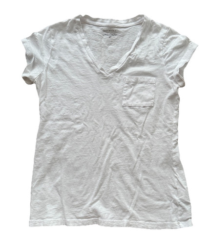 NWT Max Studio White Basic Pocket Tee T-Shirt V-Neck Knit Top Short Sleeve S