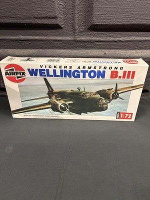 Vtg 90 s Airfix 1/72 Vickers Armstrong Wellington B.III Model Plane Kit SEALED