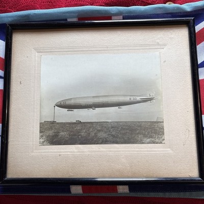 Period framed b/w photo of R33 airship G-FAAC  Pulham Pig  32 x 27 cms