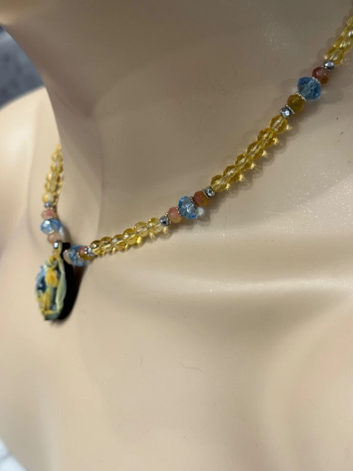 LASER CARVED  ABALONE INLAY  DOG PENDANT  CITRINE, CARNELIAN CRYSTAL NECKLACE Foto 4 de 4