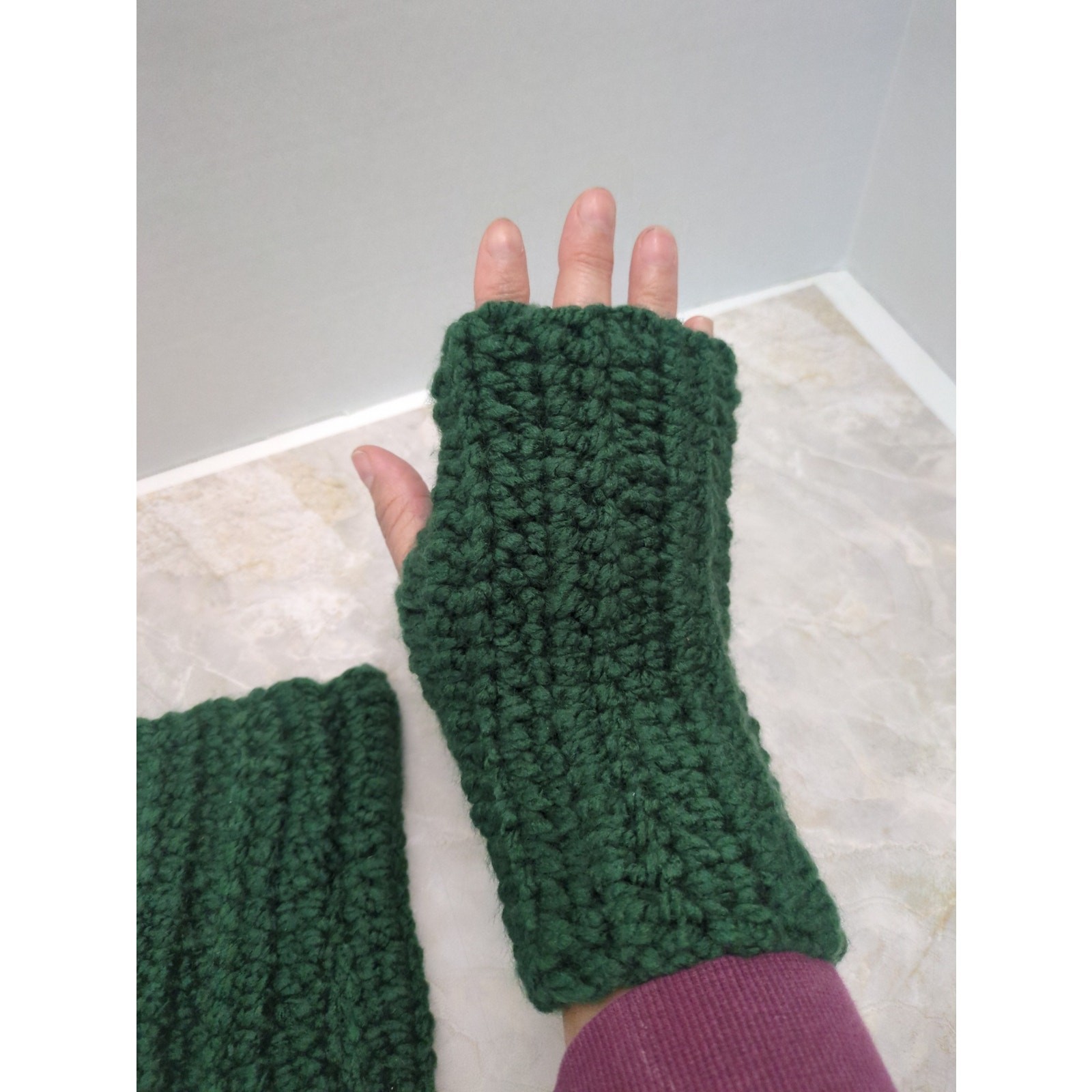Fingerless gloves - image 1