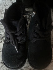 UGG Black Suede Chukka Boots Unisex Kids Size 8 Lace Up Ankle Casual