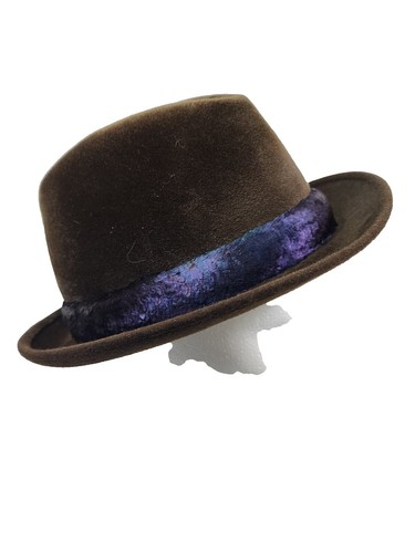 Vintage Purple/Black 100%Wool Hat W/ Feathers/velvet trim by 