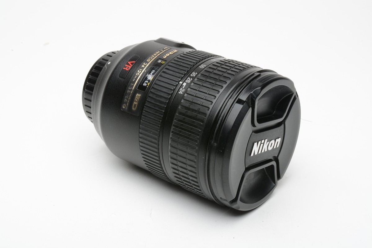 Nikon AF-S 24-120mm f3.5-5.6G ED VR zoom lens, caps, clean and