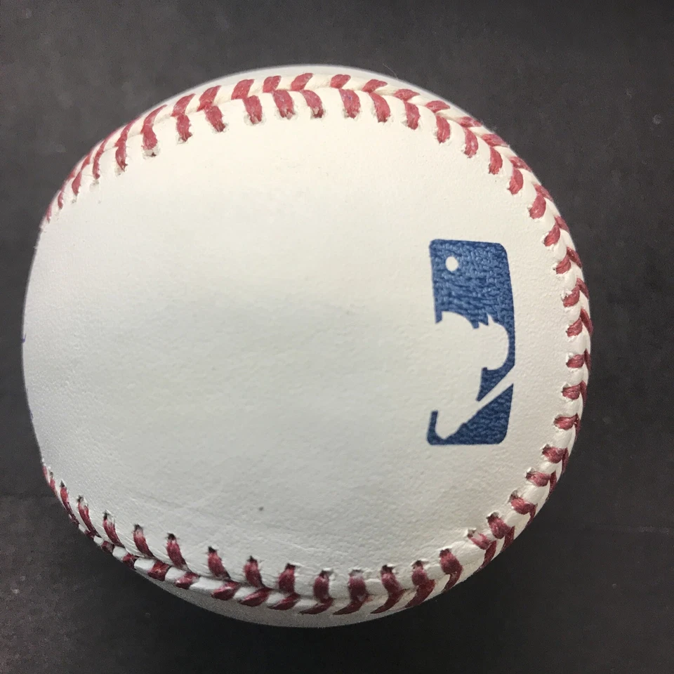 Steve Carlton MLB PHILLIES AUTOGRAPH Signed Rawlings BASEBALL JSA CERTIFIED AUTO - Image 4 of 4