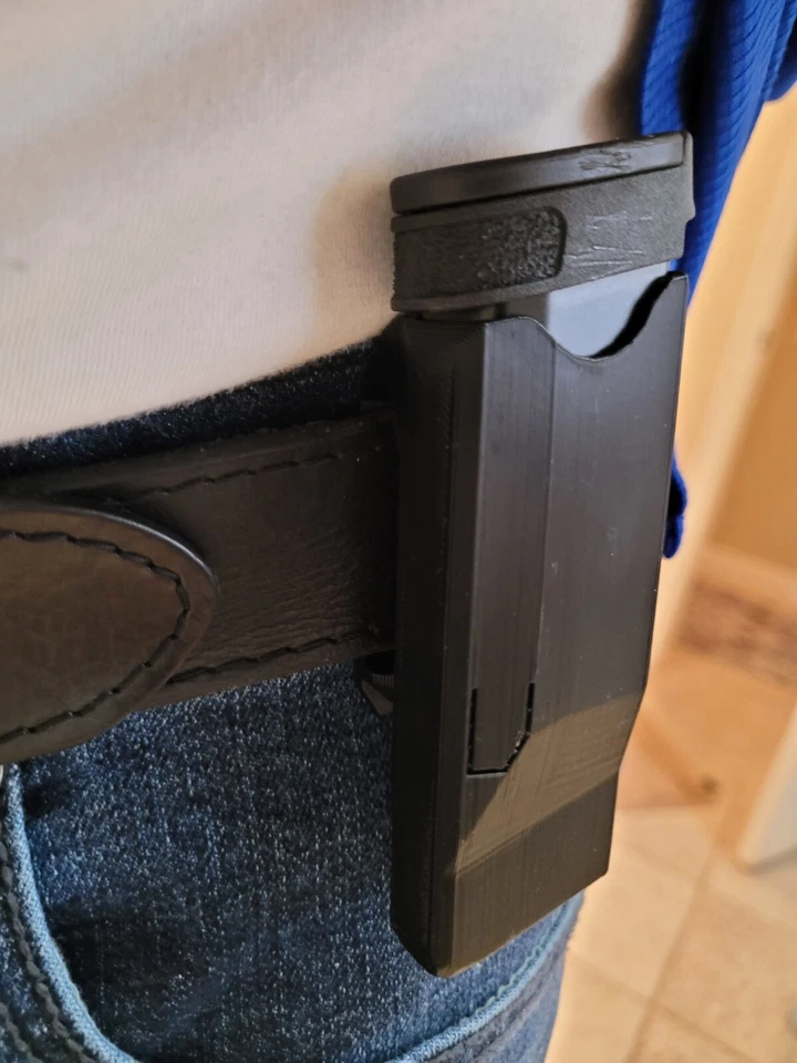 Soporte de cargador Bodyguard 2.0 clip para cinturón, IWB o OWB clip largo fácil agarre Foto 2 de 3