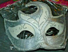 MASQUERADE CARNIVAL MARDI GRAS VENETIAN MASK M7228 Silver 