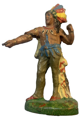 ELASTOLIN Composition Standing & Pointing Native American Indian Chief Lineol