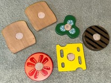 Melissa  Doug Wooden Sandwich Making Pretend Play Toys