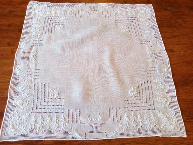 WOW! Antique/Vintage Madeira Sunflower Hand Embroidered Drawn Work Swirls Hanky