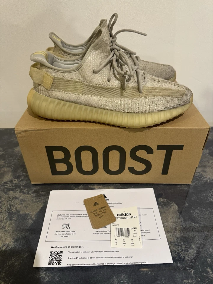 Adidas Yeezy Boost 350 Uk9.5 GY3438, photo 1 of 5