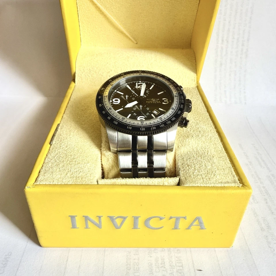 Reloj Invicta Hombre -Modelo 15143 - Colección Especialidad Todo Acero Inoxidable Foto 4 de 4