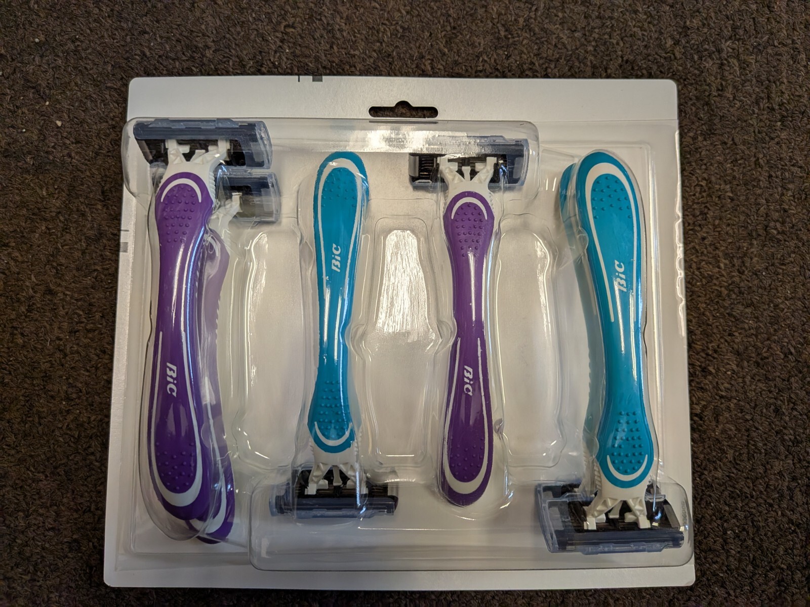 6 Count Bic US Razors - Smooth - 5 Titanium Blades On Each Razor - Blue / Purple