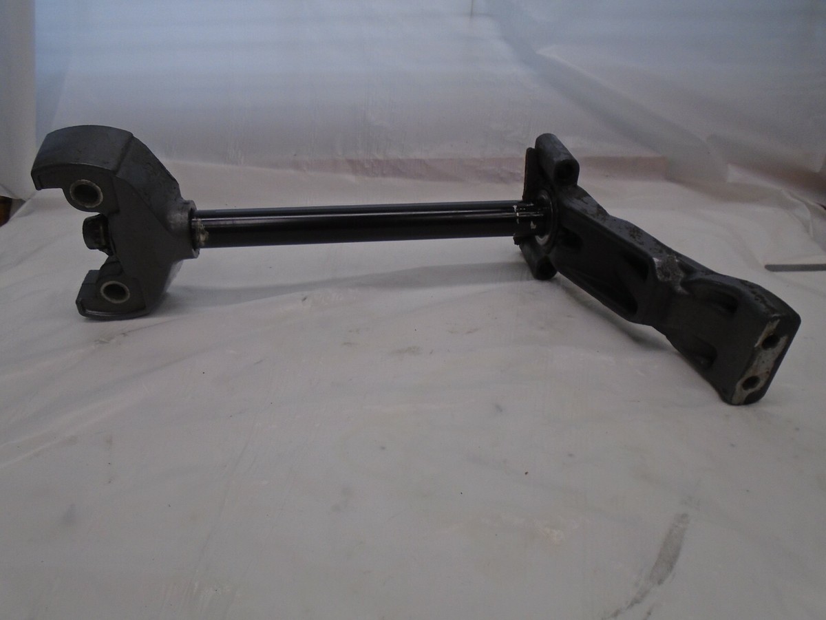 1994 MARINER 40HP 4-CYL STEERING ARM ASSY 19459A4 OUTBOARD MOTOR
