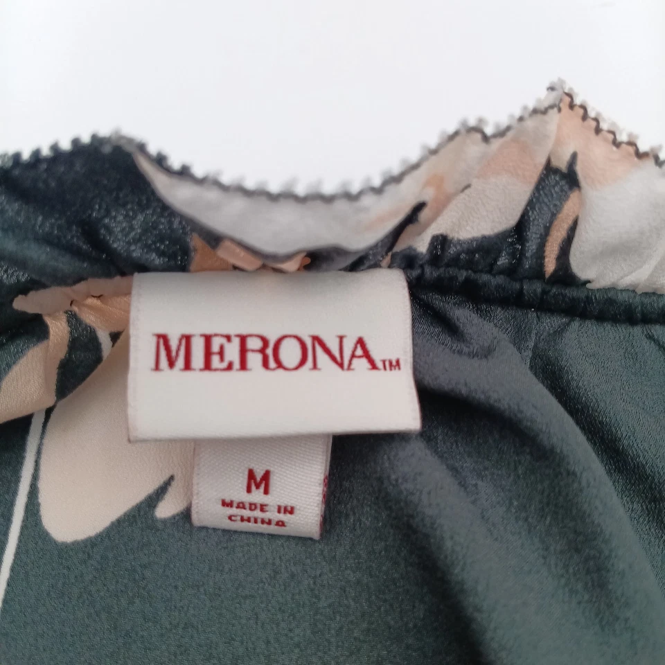 Merona Top 女式中号黑色花卉无袖衬衫 — 第 2/4 张图片