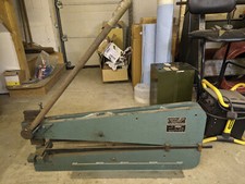 HUNTON PRESS 24" THROAT 24/9B c/w BACKSTOP