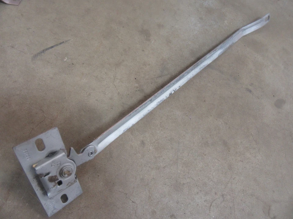 Plymouth Savoy 1958 4 puertas interior pestillo liberación regulador brazo acoplamiento DF Foto 2 de 2