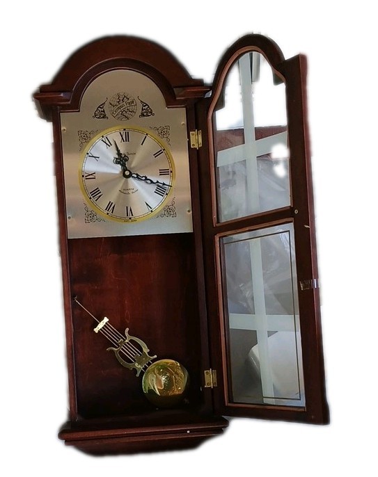 Daniel Dakota Quartz Wall Clock Pendulum Westminster Chime - Works, No Chime