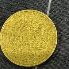 Rare 2003  £1 Coin ,ROYAL COAT OF ARMS  One Pound Coin,circulated, Collectors