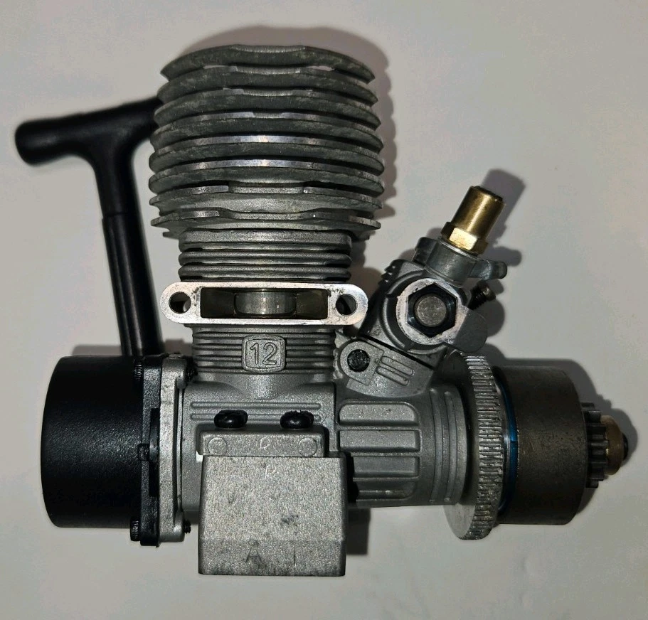 Thunder Tiger PRO 12 Nitro Engine - Image 3 of 4