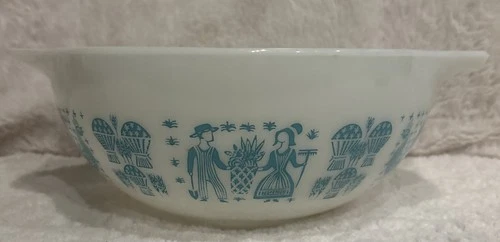 Vintage Pyrex Amish Butterprint Cinderella Mixing Bowl White Turquoise CHIP