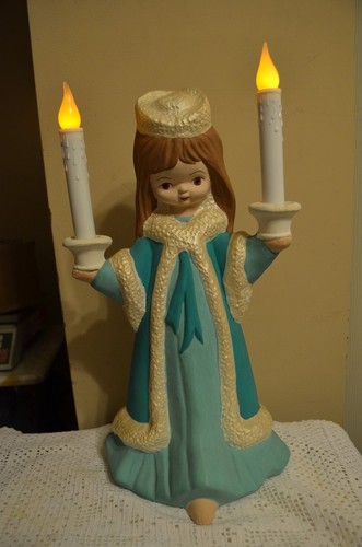 vtg ceramic hand-painted grl caroler figure mold-christmas?