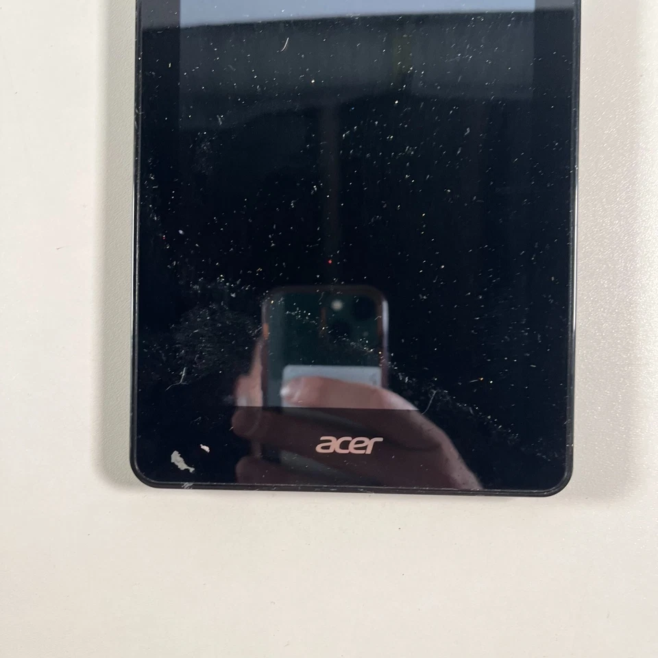 Acer Iconia One 7 Untested - Image 4 of 4
