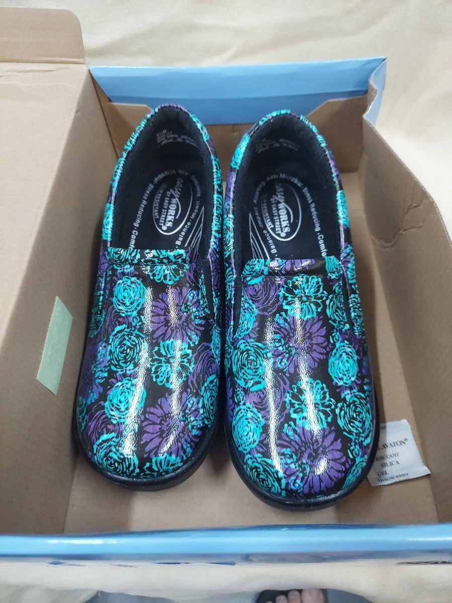 Easy works by easy street best sale clogs