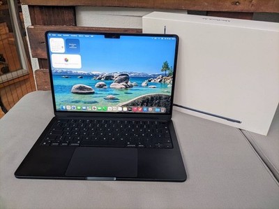 MacBook Air 13'' M2 8 GB / 256 GB inkl. Rechnung