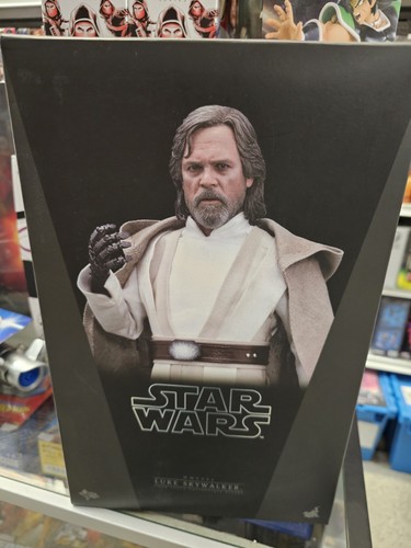 Hot Toys MMS390 1/6 STAR WARS LUKE SKYWALKER MOVIE MASTERPIECE figurine neuve - Photo 1/13