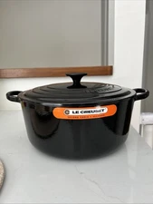 Le Creuset Dutch Oven Pot Enameled Cast Iron with Dual Handles