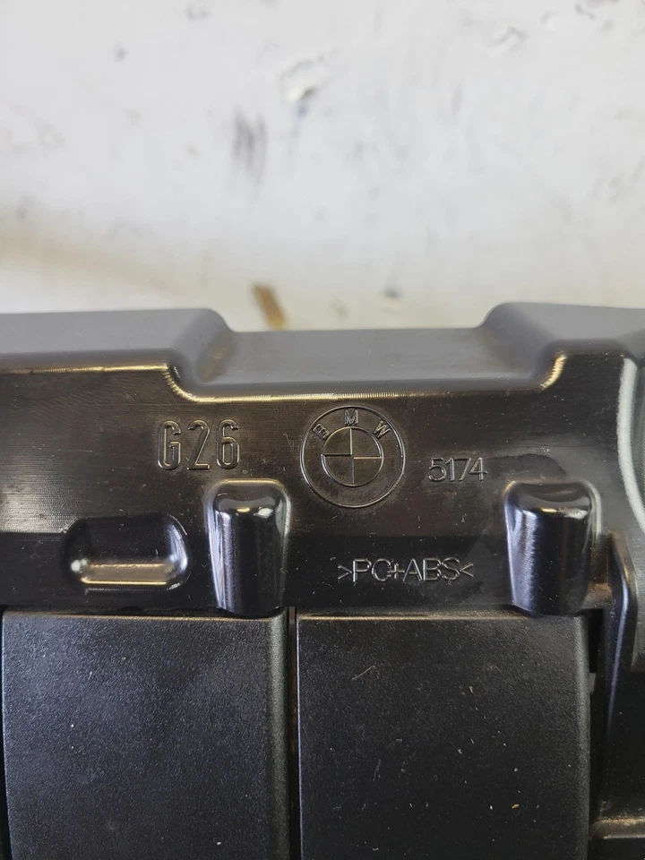 Radiador delantero BMW usado OEM parrilla superior obturador de aire 2023-2024 430Xi Gran Coupé Foto 4 de 4