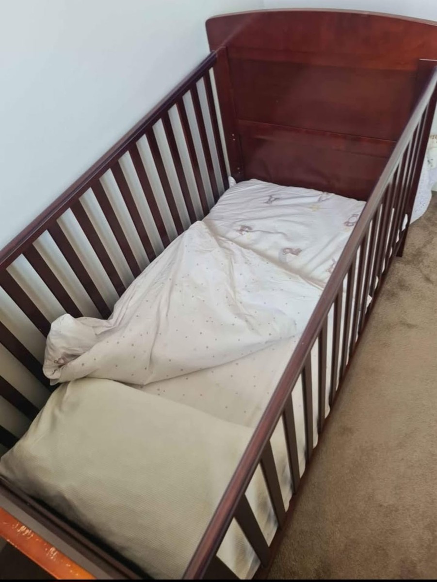 O Baby Grace Cot Dark Wood With Mattress UK