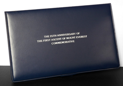 Edmund Hillary Tenzing Norgay handsignierter Einband mit Silbermünze, Franklin Mint